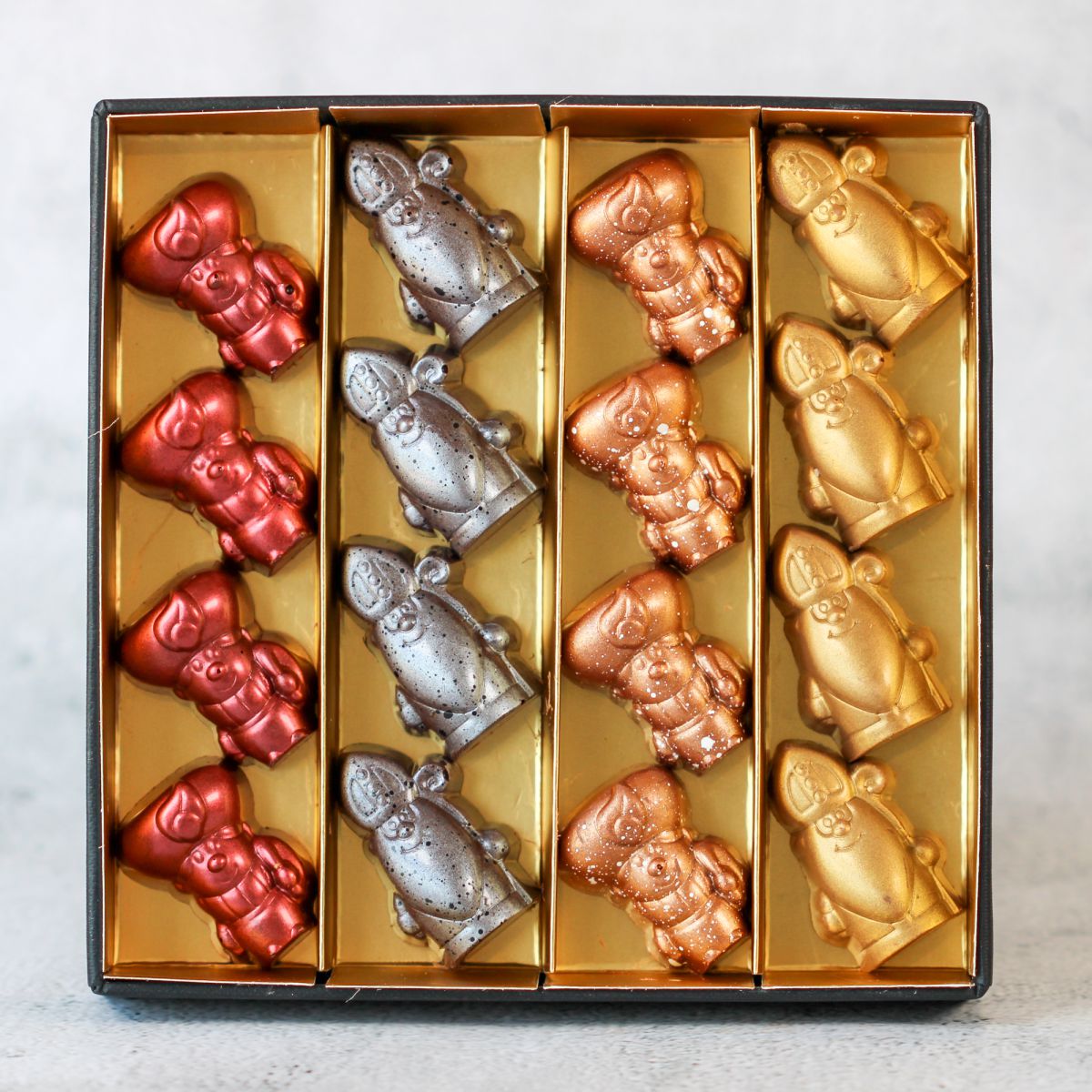 luxe geschenkdoos sinterklaas 16 bonbons